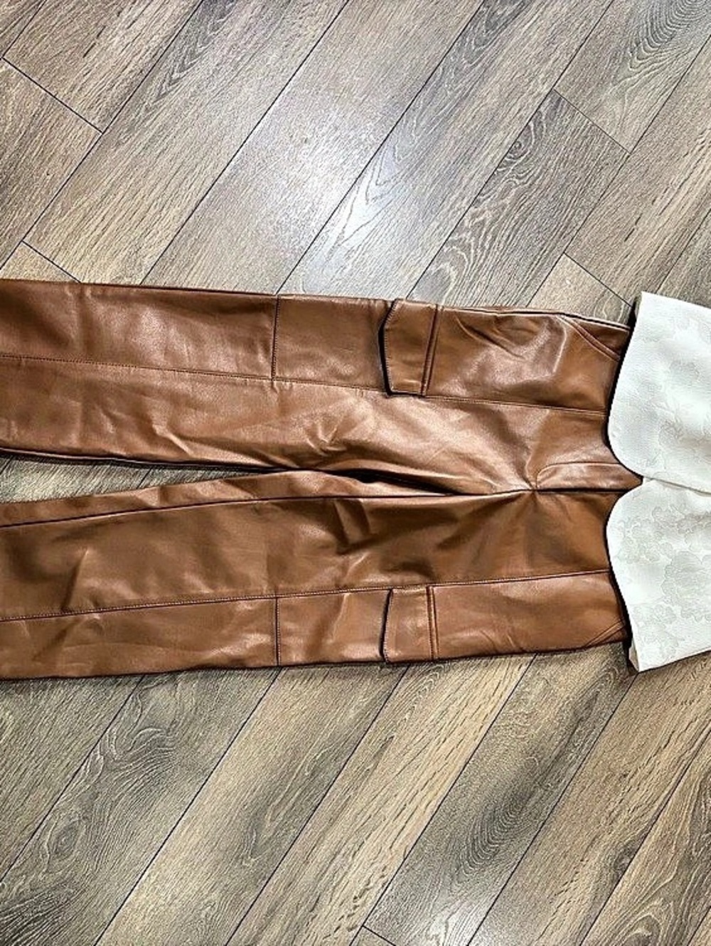 Le Chateau Jacquard Wide Leg Pants in White Size Small NWT, pant Brown dynamite